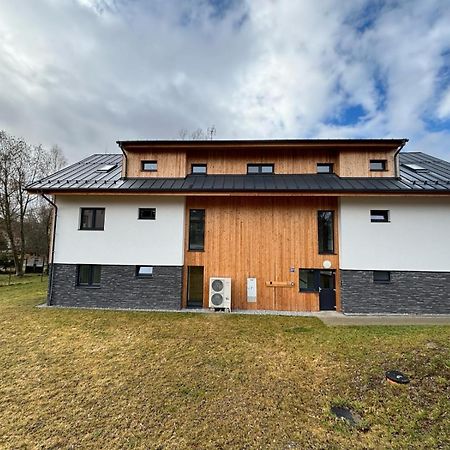 Apartmany U Plaze Lipna - Male Lipno Černá v Pošumaví Екстериор снимка